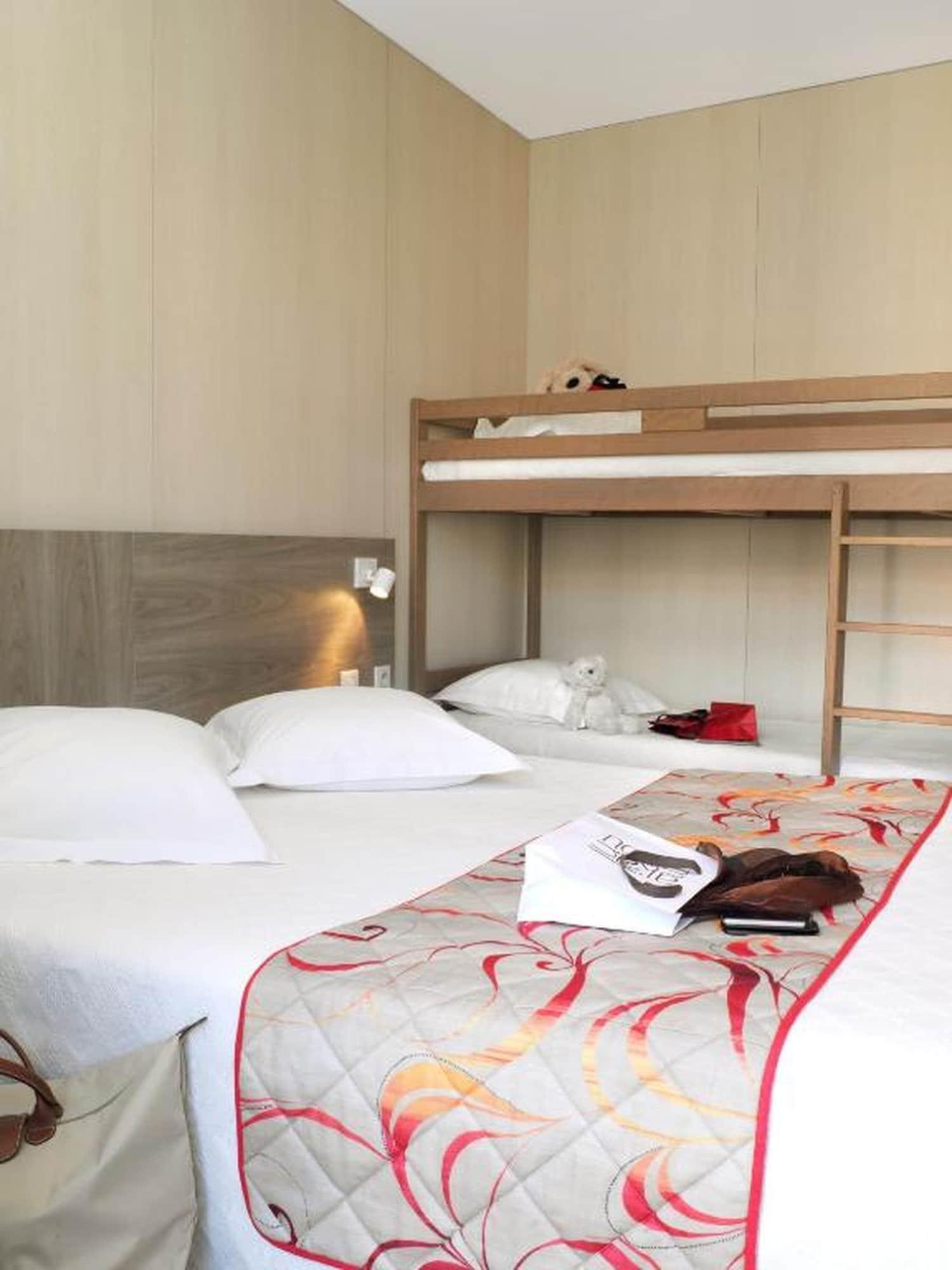 Brit Hotel Confort Le Revest Sainte-Maxime Dış mekan fotoğraf