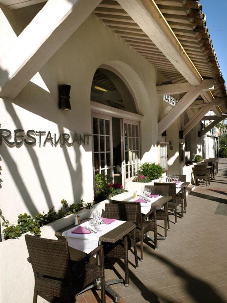 Brit Hotel Confort Le Revest Sainte-Maxime Dış mekan fotoğraf